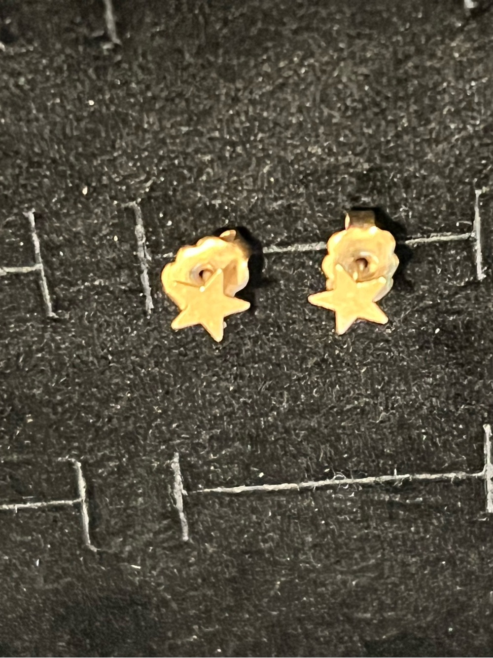Gold toned Star Stud Earrings - Cute Star Shape